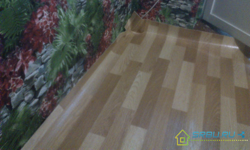 Rouleau de linoléum distribué Rouleau de linoléum distribué