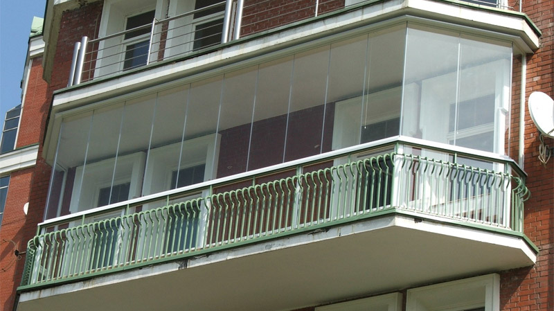 Vitrage en polycarbonate monolithique