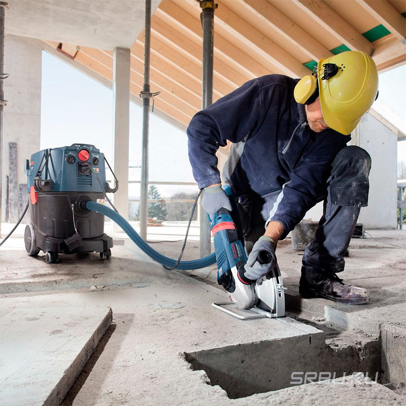 Aspirateur de construction
